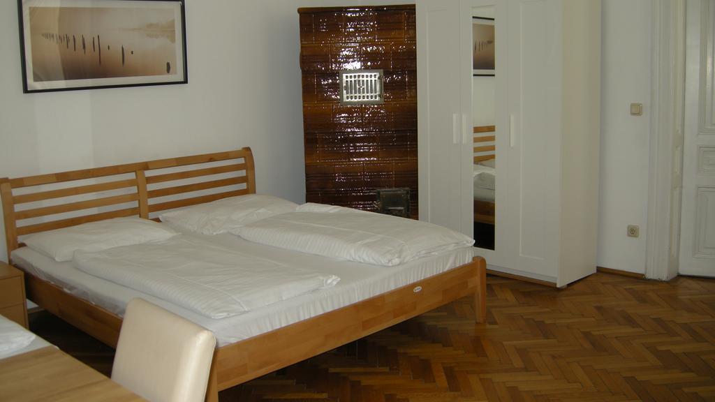 Pension Schottentor Вена Номер фото
