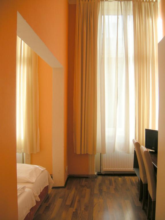 Pension Schottentor Вена Номер фото